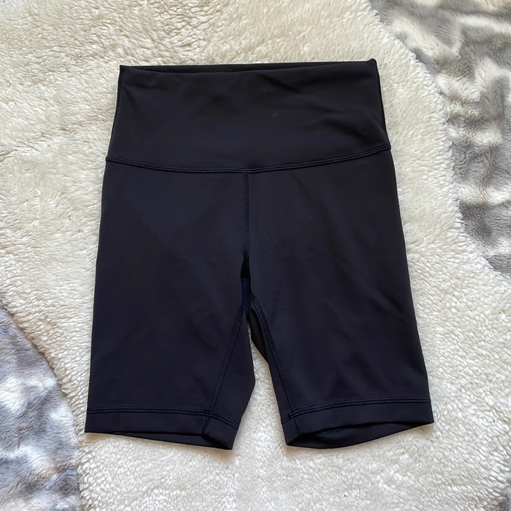 Wunder Train High-Rise Short 6"